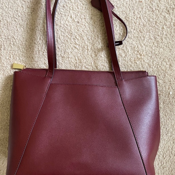 Burgundy Michael Kors tote - Picture 8 of 8